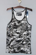 画像1: Born Fly(ボーンフライ) Camo & Star Pocket Tanktop Black タンクトップ (1)