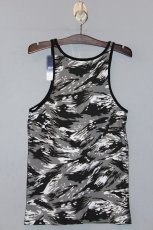 画像2: Born Fly(ボーンフライ) Camo & Star Pocket Tanktop Black タンクトップ (2)