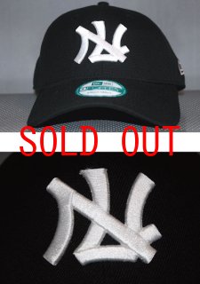 SHELLTER ONLINE SHOPはNew Era(ニューエラ)正規取扱 / New Era(ニューエラ)の9Twenty MLB  Classic Chicago White SOX Logo Cap Black シカゴ ホワイトソックス Team Logo Ball Cap  Leather Strap レザー ストラップ公式通販サイト / New Era(ニューエラ)の服や新作 ...