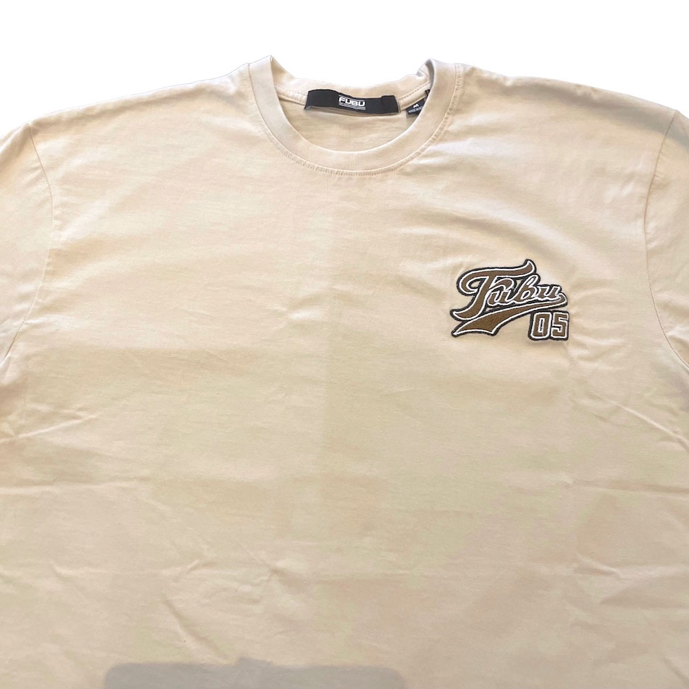 正規取扱店】 FUBU (フブ) Script Sport Logo embroidery Tee