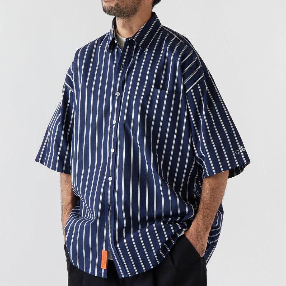 好評 新品！CALEE S/S-SHIRTS(半袖シャツ) 半袖ブラシストライプシャツ